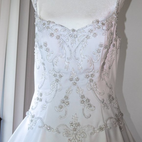 Kay's Bridal, Silk White Wedding Dress - Picture 2 of 5